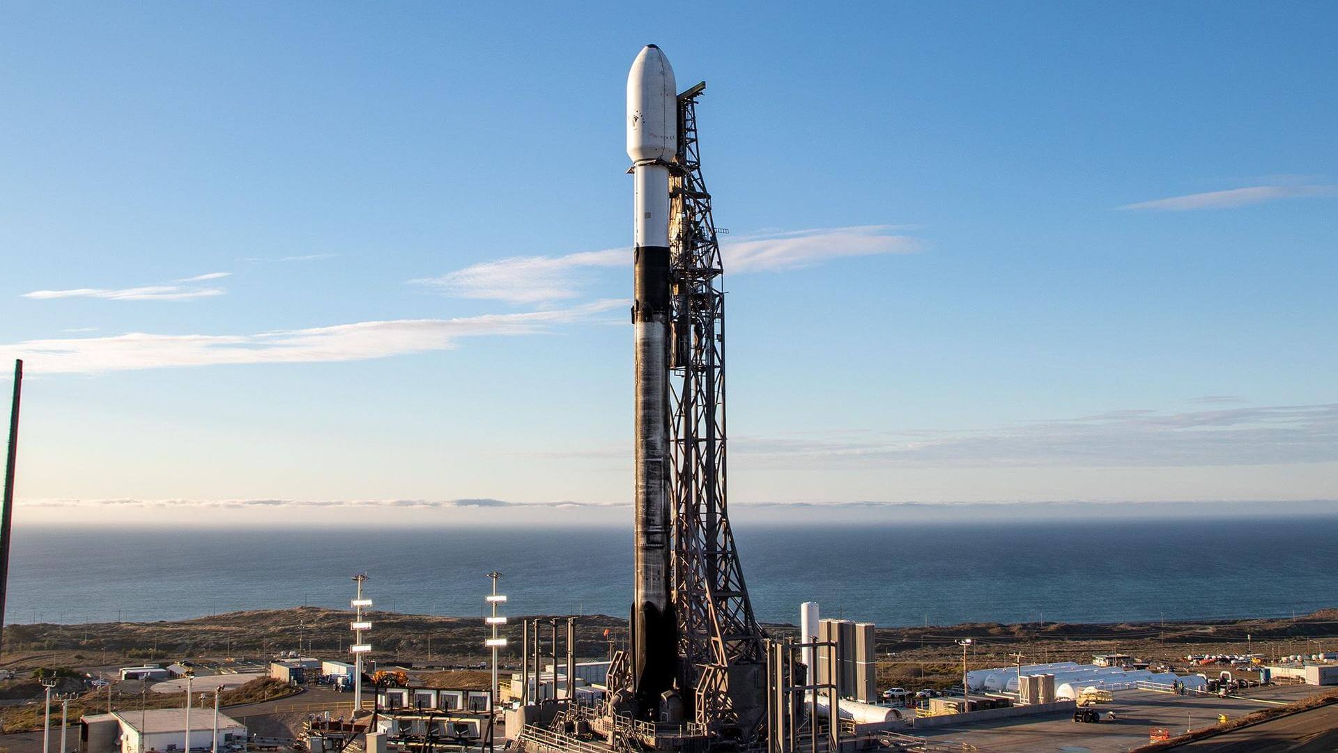  Upcoming rocket launch image Falcon 9 Block 5 | WorldView Legion 1 & 2