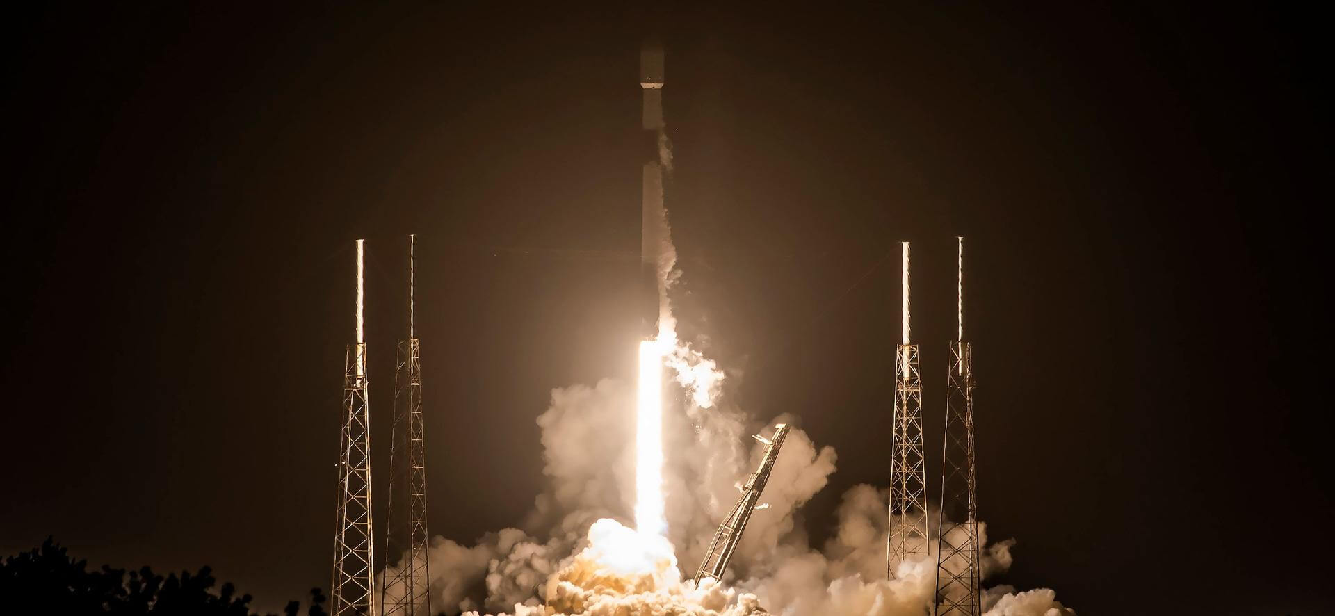Falcon 9 Block 5 | BADR-8 launch