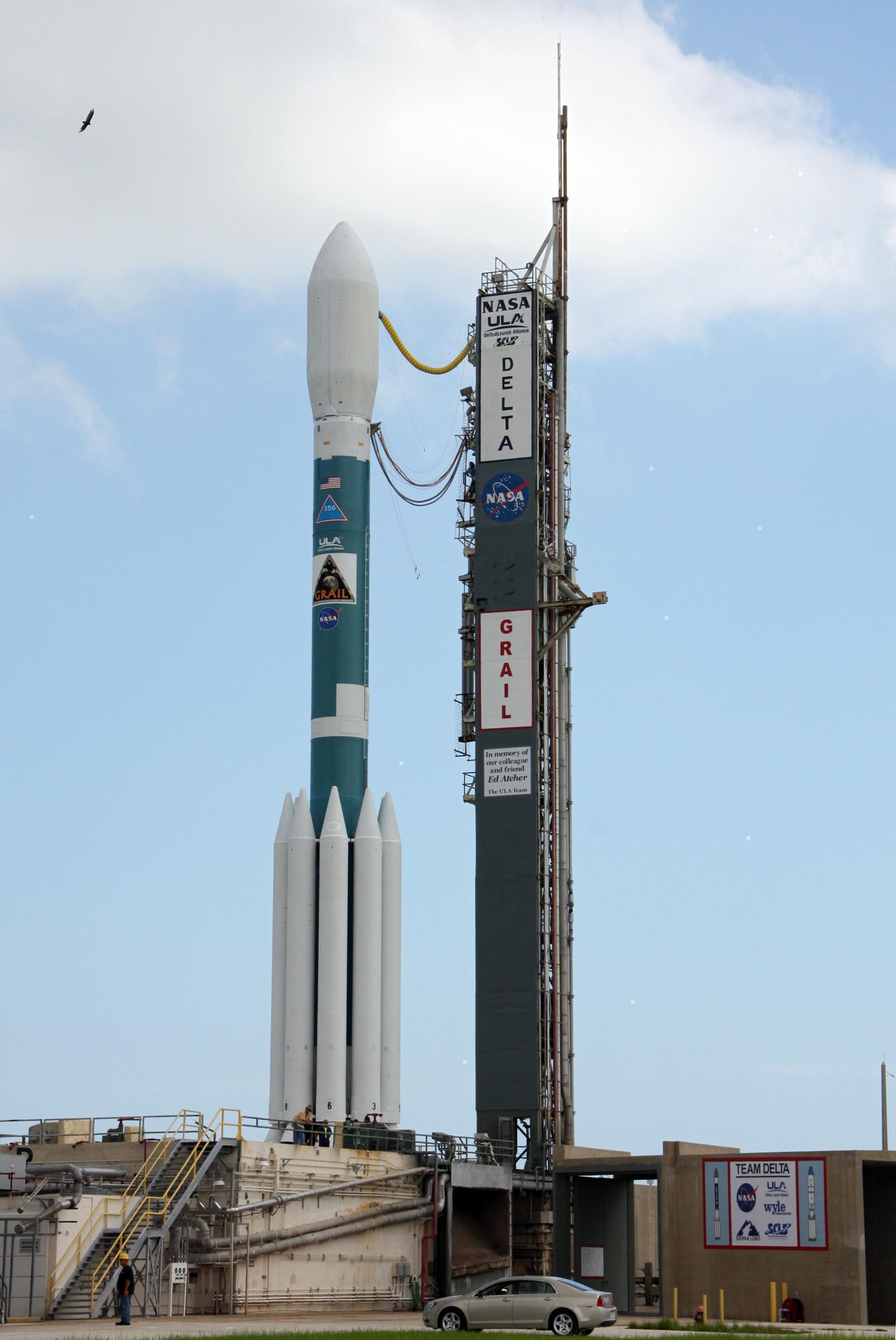 Delta II 7920H-10C logo