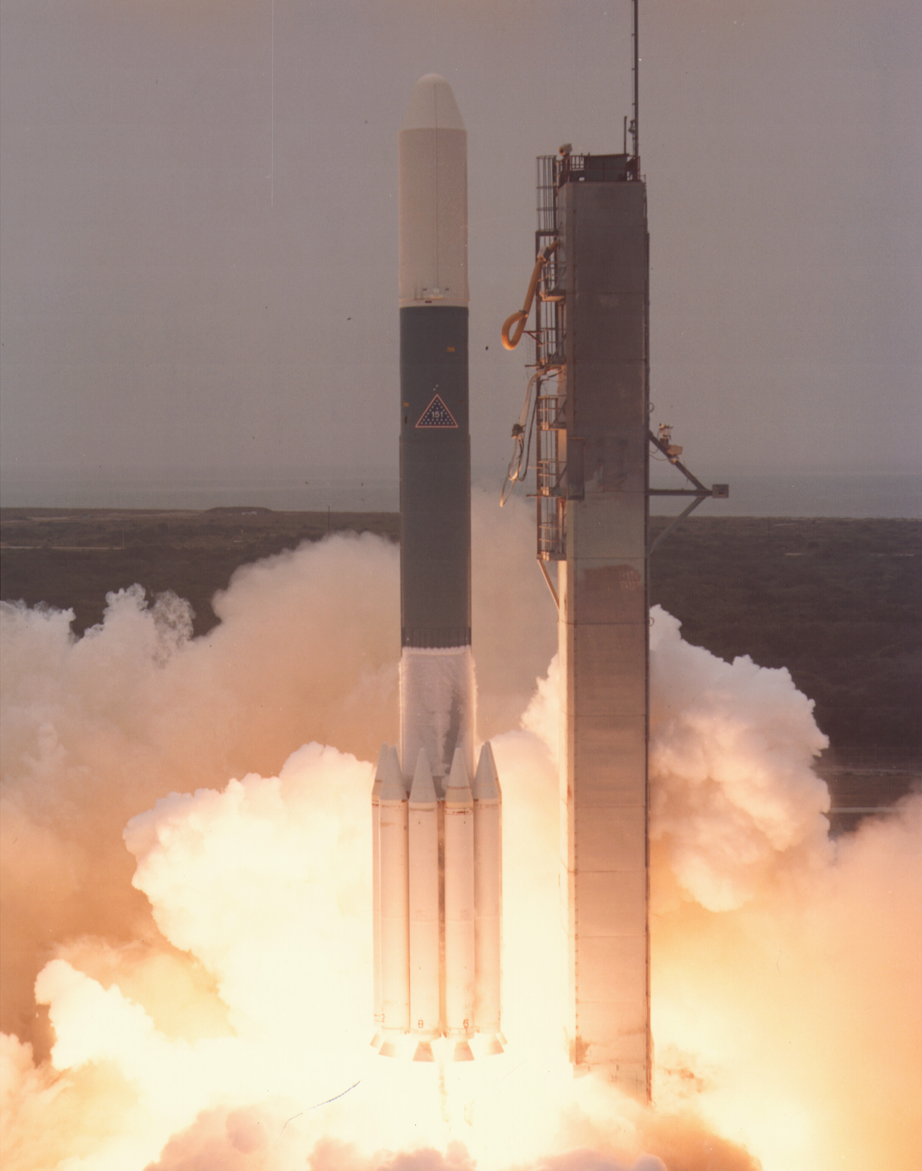 Delta 3910 rocket